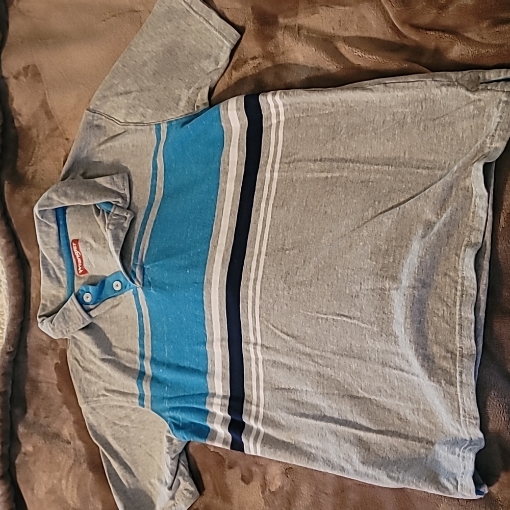Boys top